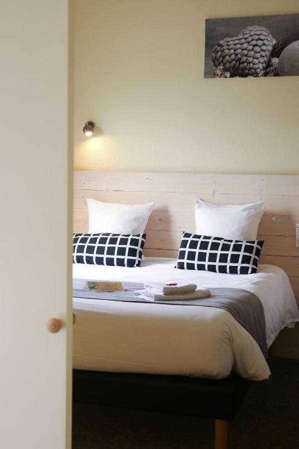 Hotel La Couronne Marmande Kültér fotó