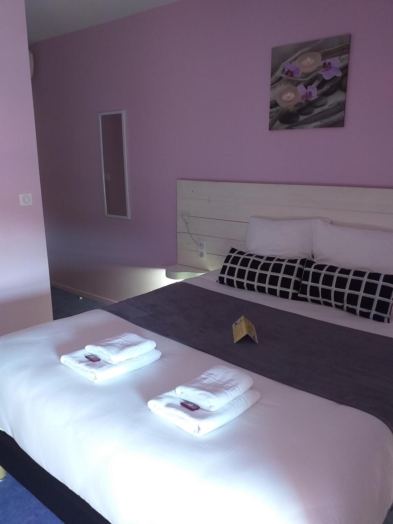 Hotel La Couronne Marmande Kültér fotó